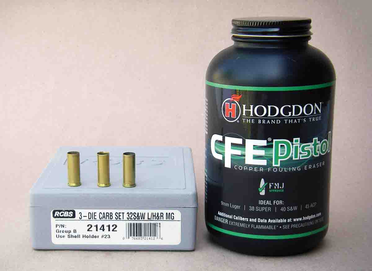 Hodgdon CFE Pistol powder can be used with wadcutter bullets in the .32 S&W Long.